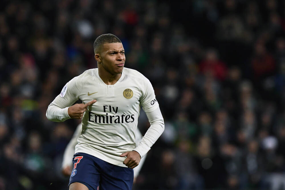 香港置业：11月逾千万港元二手住宅注册量创逾1年半新高